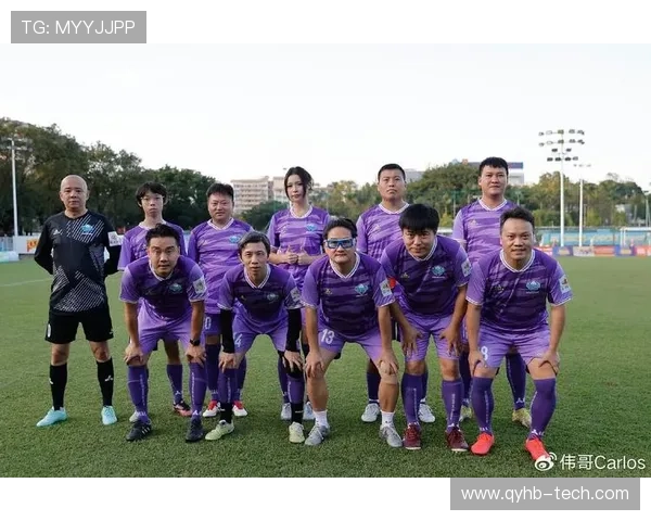 广州足球队在足球团队协作排行榜中荣获第三名展现出色团队精神与默契配合